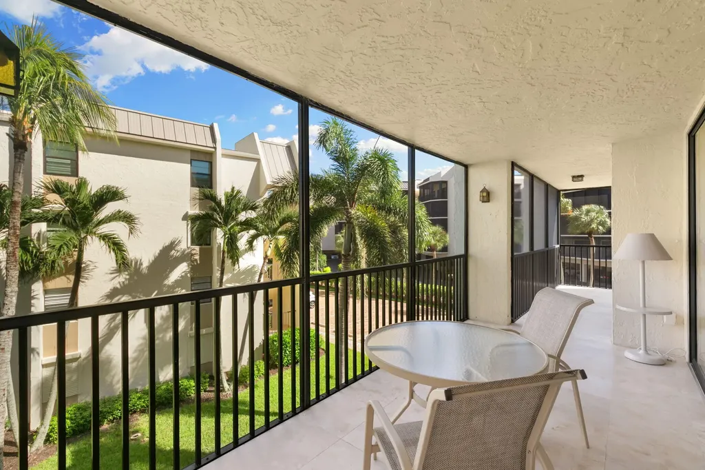 931 Collier Court Marco Island FL 34145