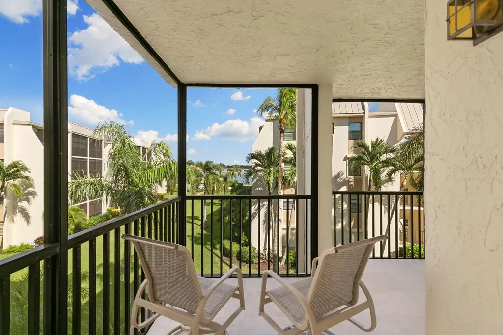 931 Collier Court Marco Island FL 34145