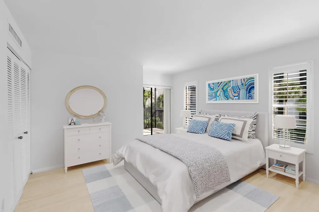 931 Collier Court Marco Island FL 34145