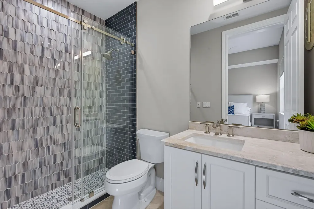 3705 Montreux Naples FL 34114