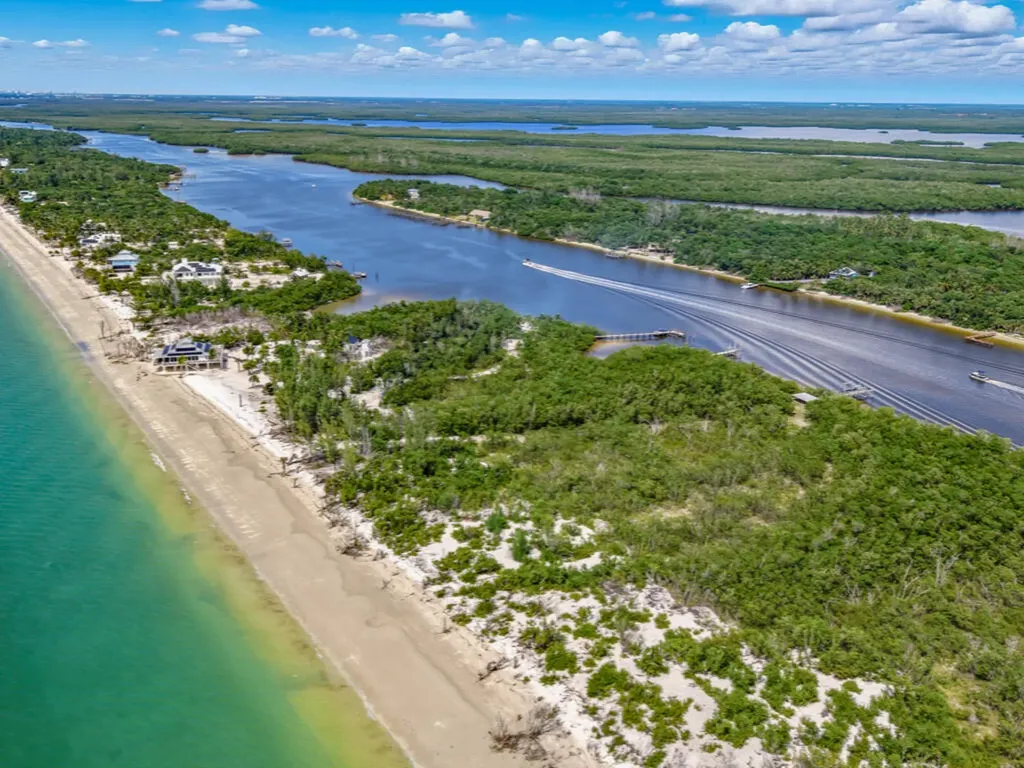 0 Keewaydin Naples FL 34113