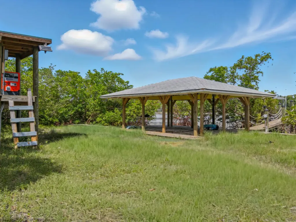 11799 Keewaydin Naples FL 34113