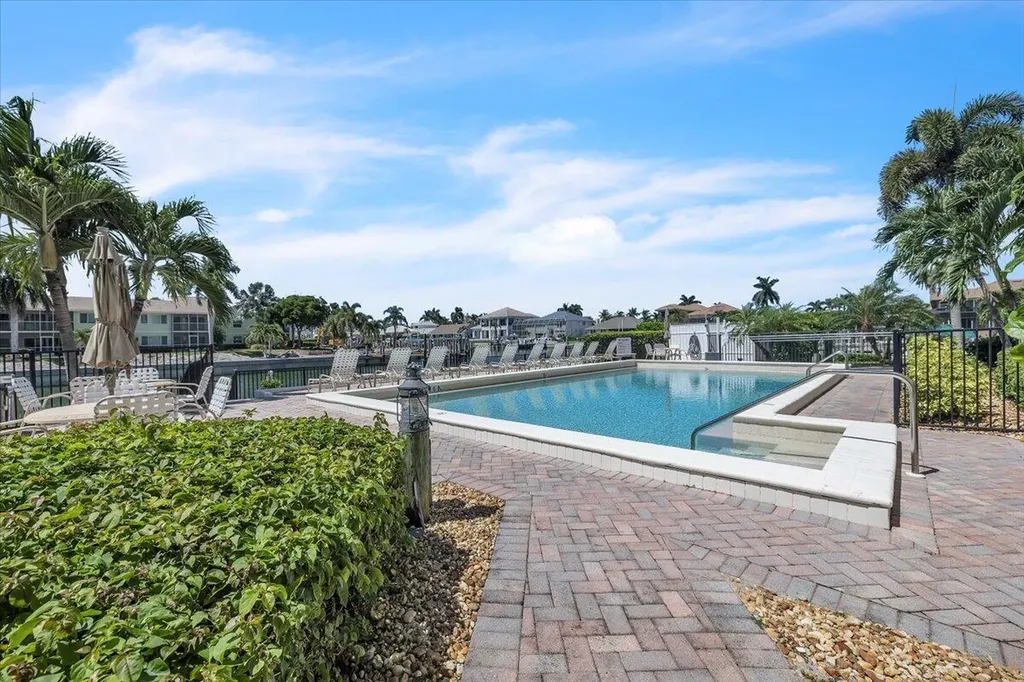 848 Collier Marco Island FL 34145