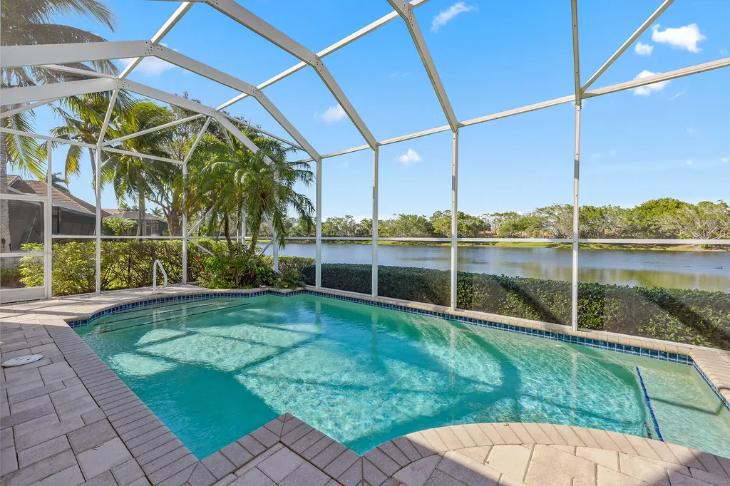 8465 Mallards Way Naples FL 34114