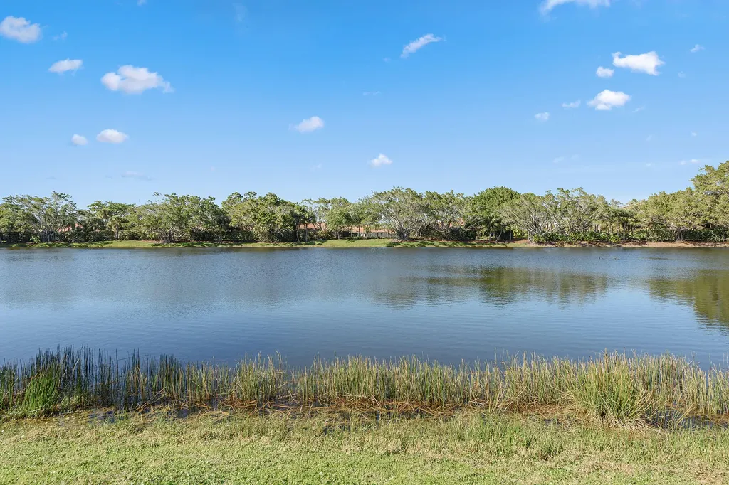 8465 Mallards Way Naples FL 34114