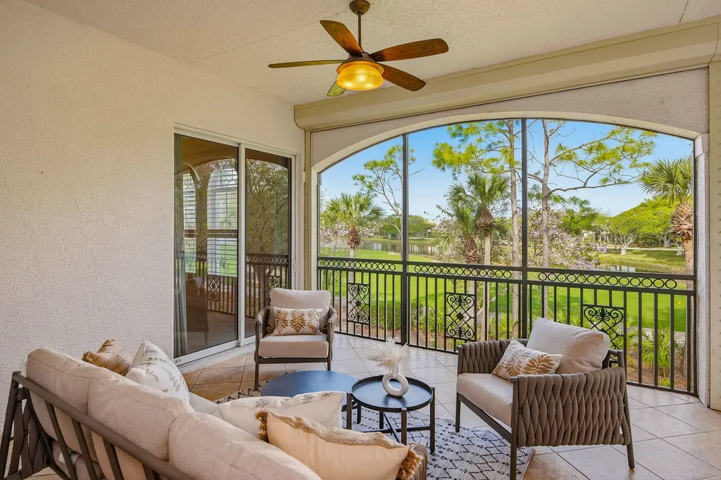 9106 Cascada Way Naples FL 34114