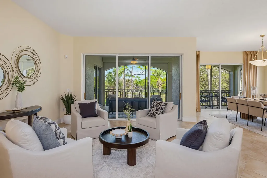9106 Cascada Way Naples FL 34114