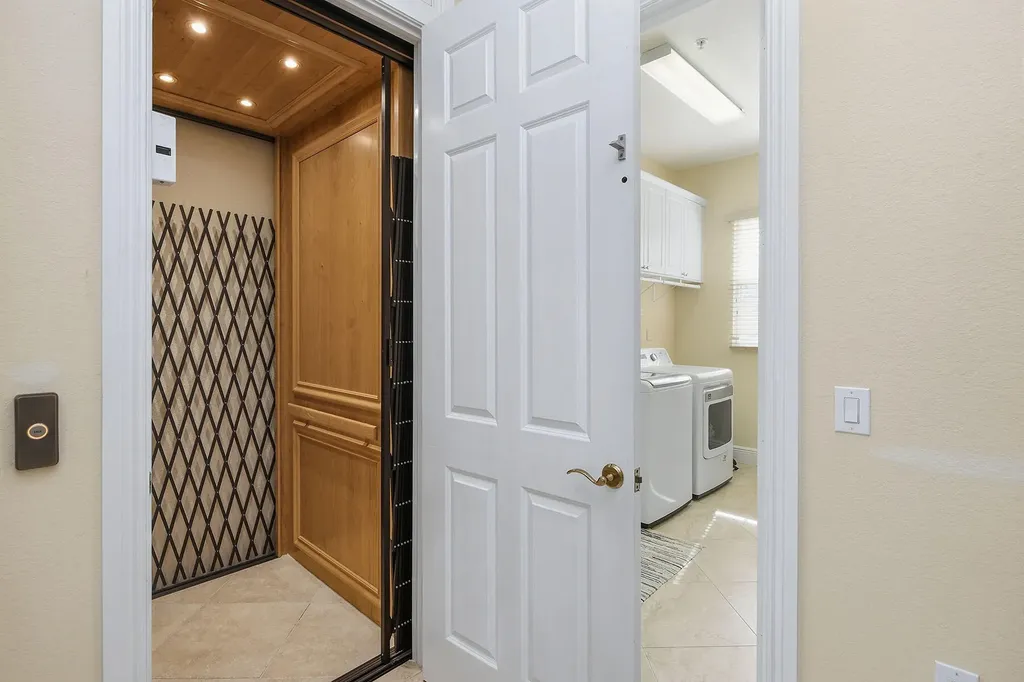 9106 Cascada Way Naples FL 34114