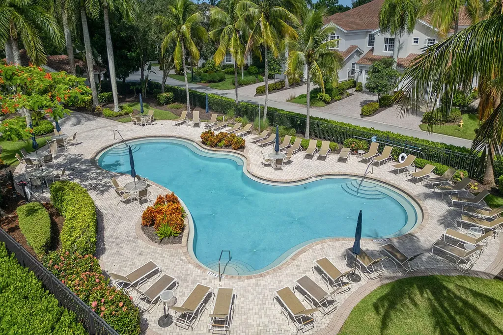 9106 Cascada Way Naples FL 34114