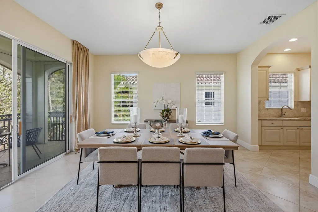 9106 Cascada Way Naples FL 34114