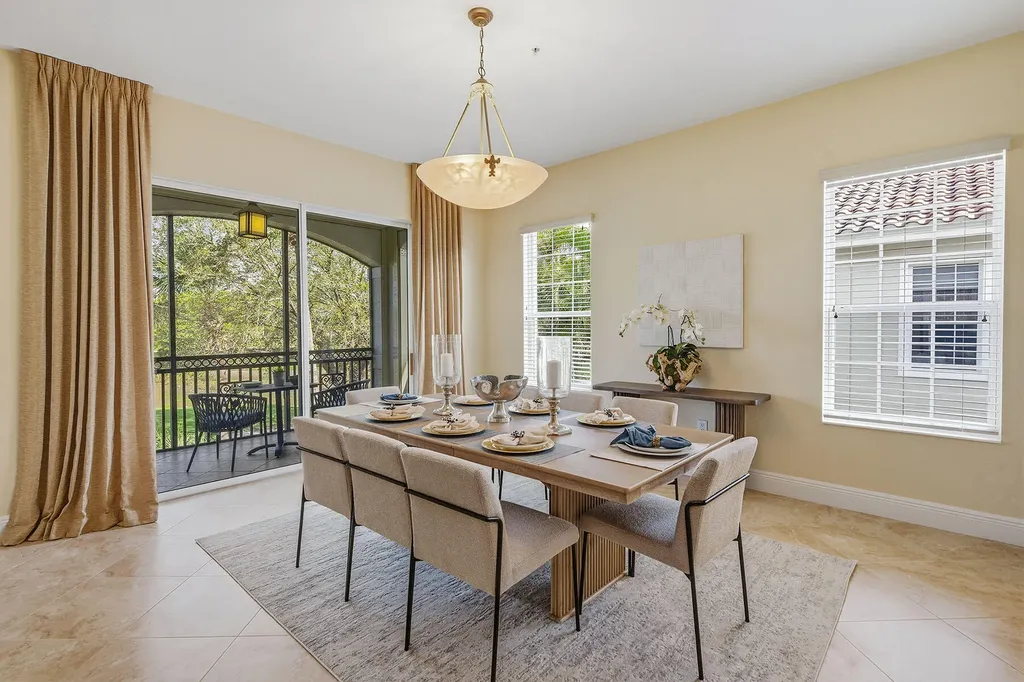 9106 Cascada Way Naples FL 34114