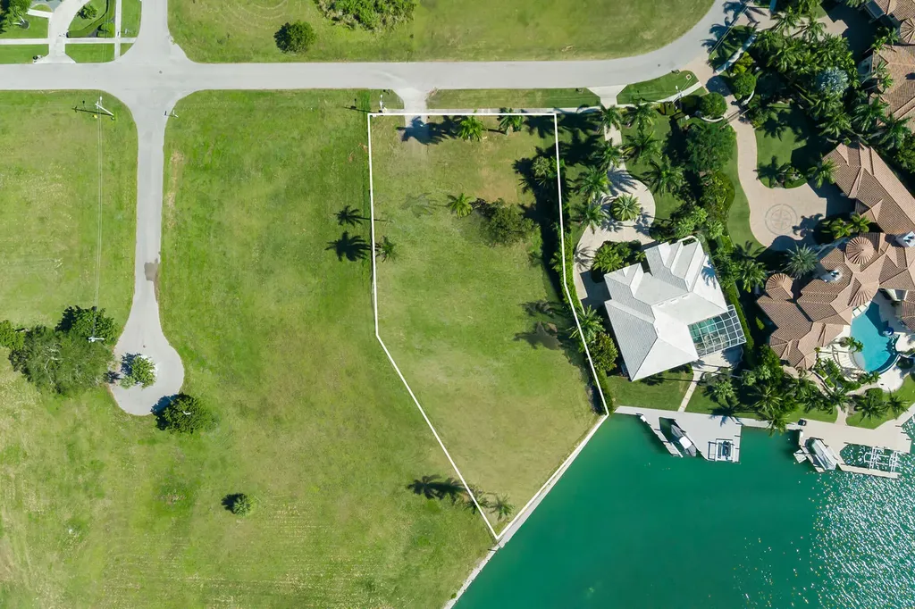 1028 W Inlet Drive Marco Island FL 34145