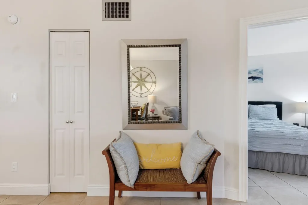 1023 Anglers Cave Marco Island FL 34145