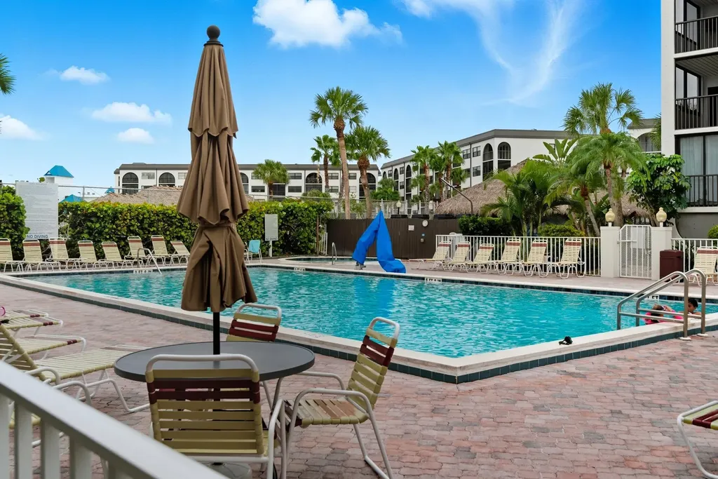 1023 Anglers Cave Marco Island FL 34145