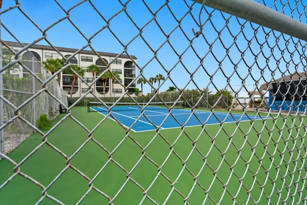 1023 Anglers Cave Marco Island FL 34145