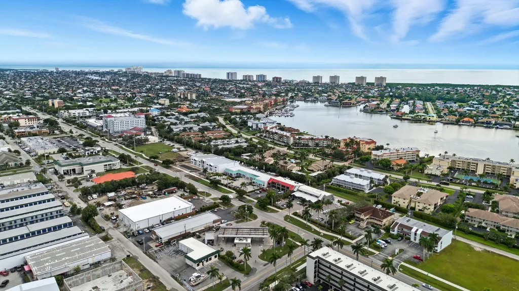 1023 Anglers Cave Marco Island FL 34145