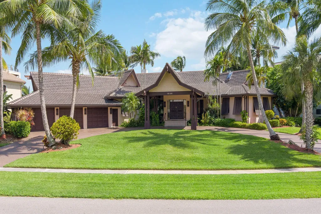 1535 Caxambas Court Marco Island FL 34145