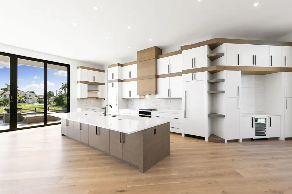 429 Persian Court Marco Island FL 34145