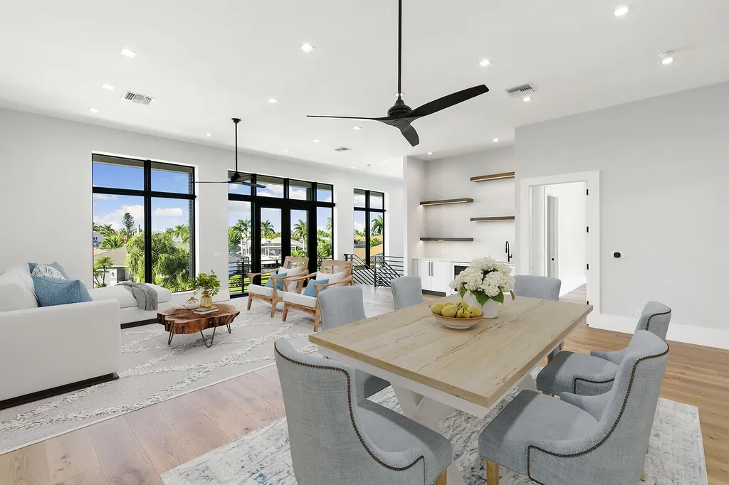 429 Persian Court Marco Island FL 34145