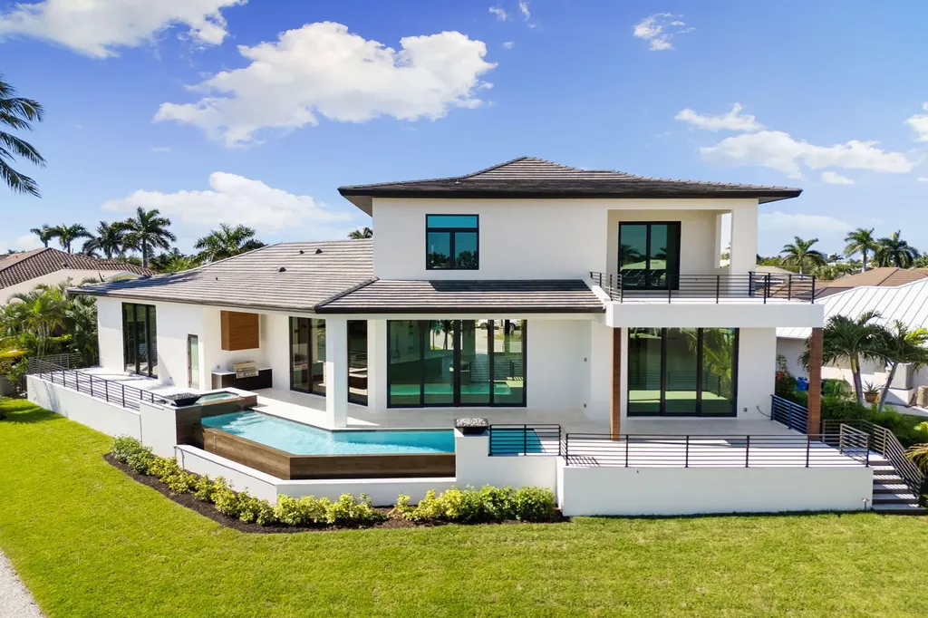 429 Persian Court Marco Island FL 34145