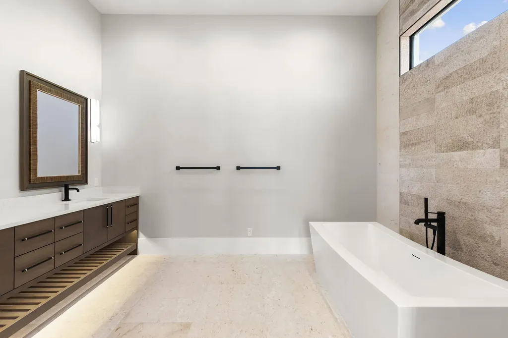 429 Persian Court Marco Island FL 34145