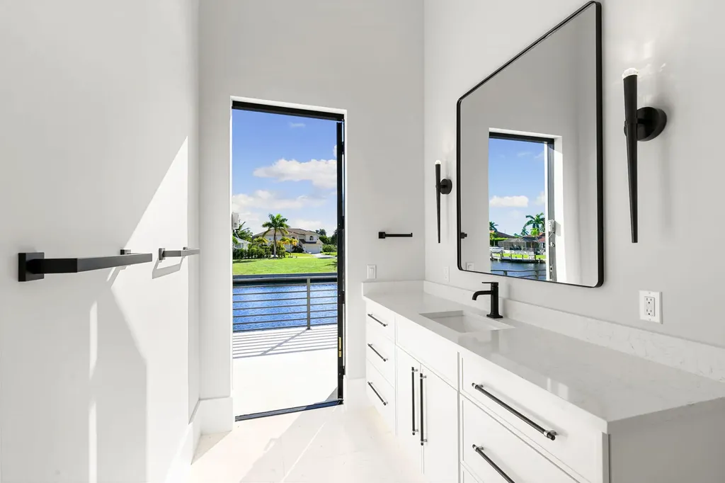 429 Persian Court Marco Island FL 34145