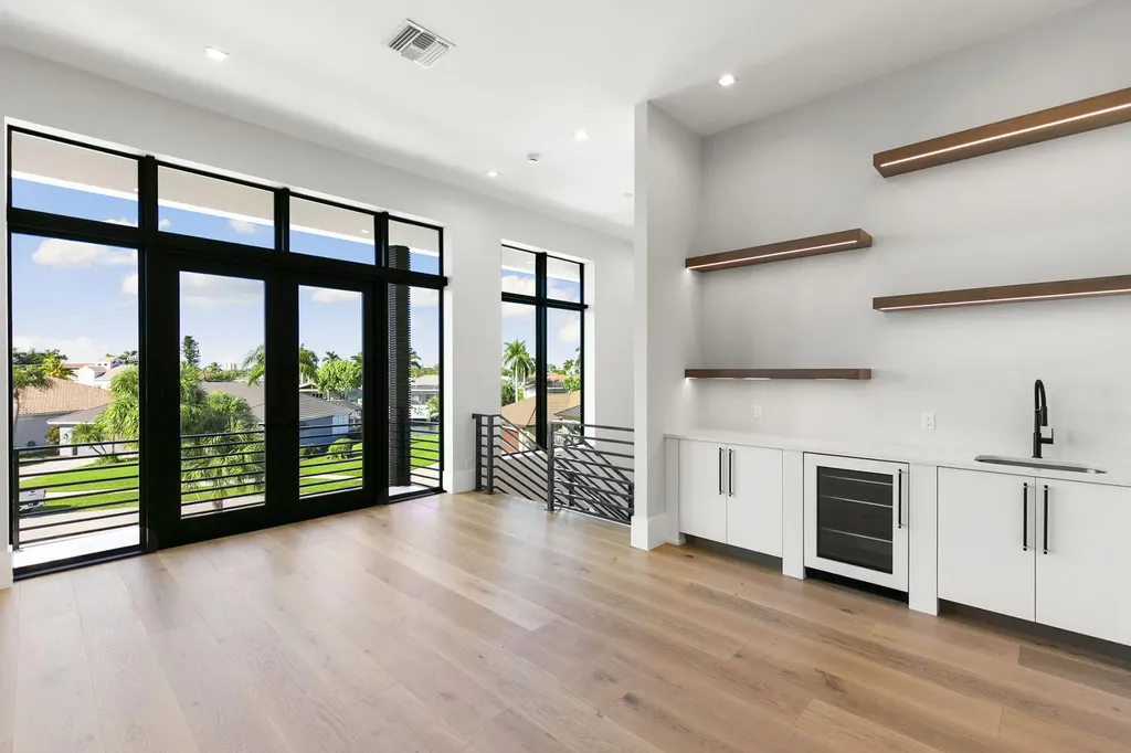 429 Persian Court Marco Island FL 34145