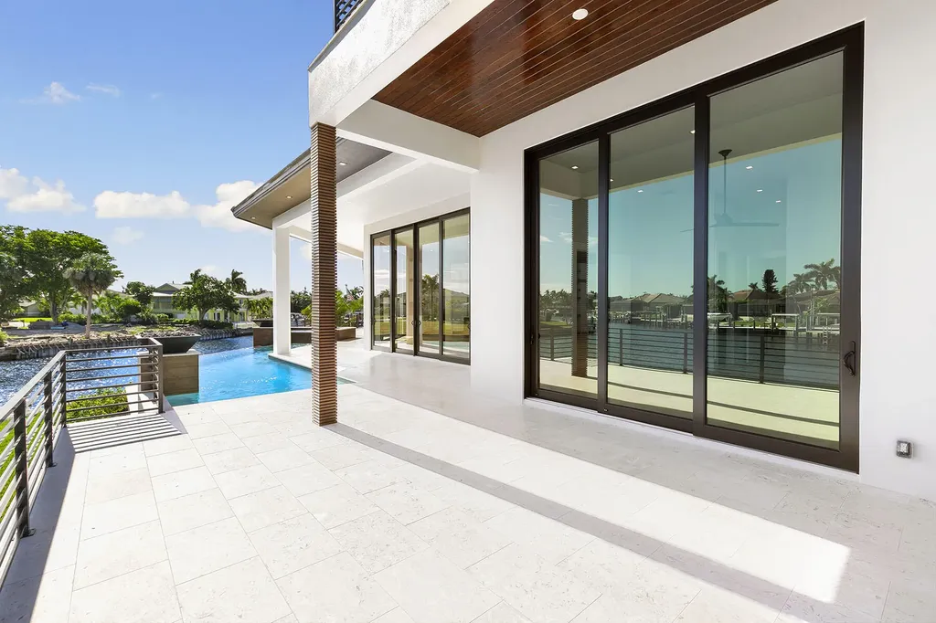 429 Persian Court Marco Island FL 34145