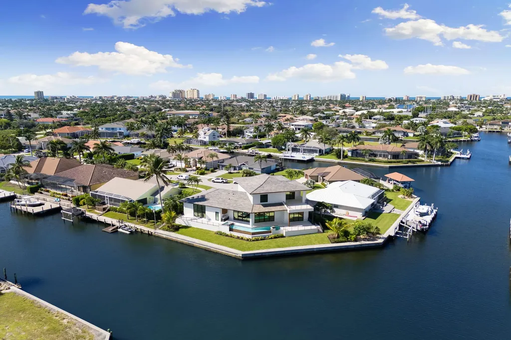 429 Persian Court Marco Island FL 34145