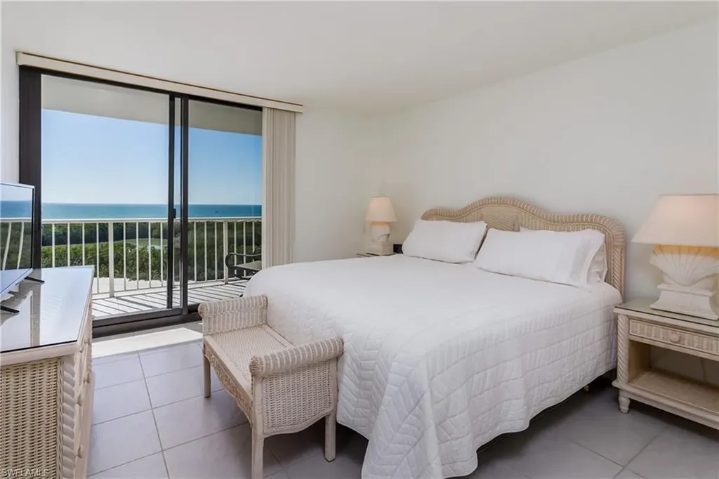 440 Seaview Marco Island FL 34145