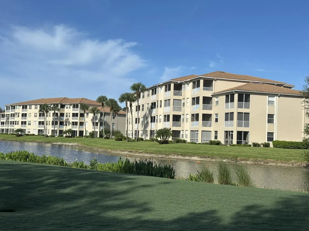 8680 Cedar Hammock Circle Naples FL 34112