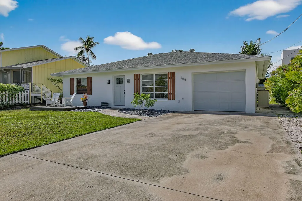 106 Pago Pago Drive W Naples FL 34113