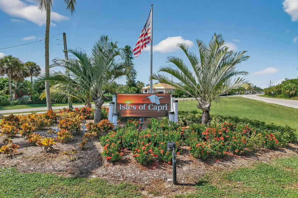 106 Pago Pago Drive W Naples FL 34113