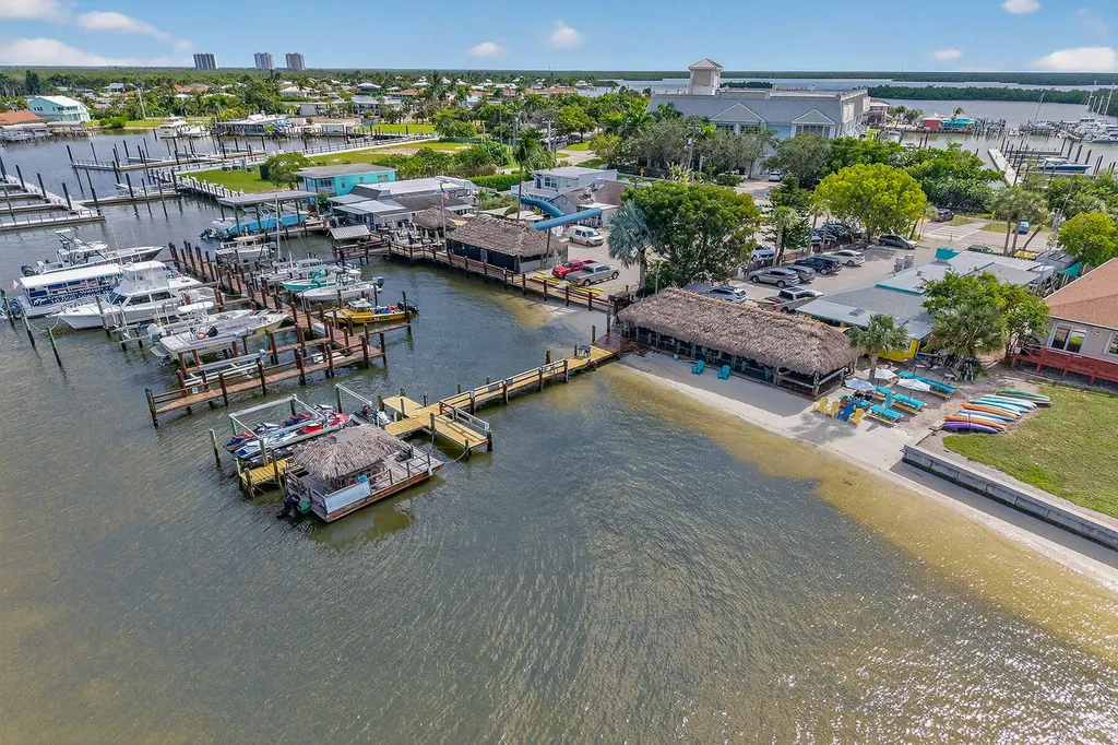 106 Pago Pago Drive W Naples FL 34113