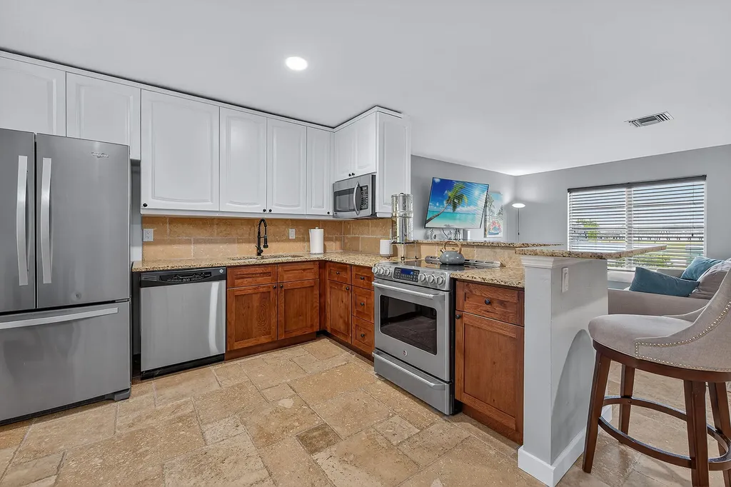 106 Pago Pago Drive W Naples FL 34113