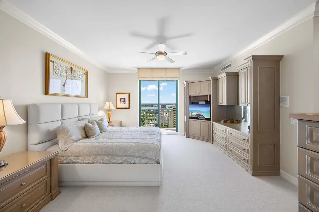 960 Cape Marco Marco Island FL 34145