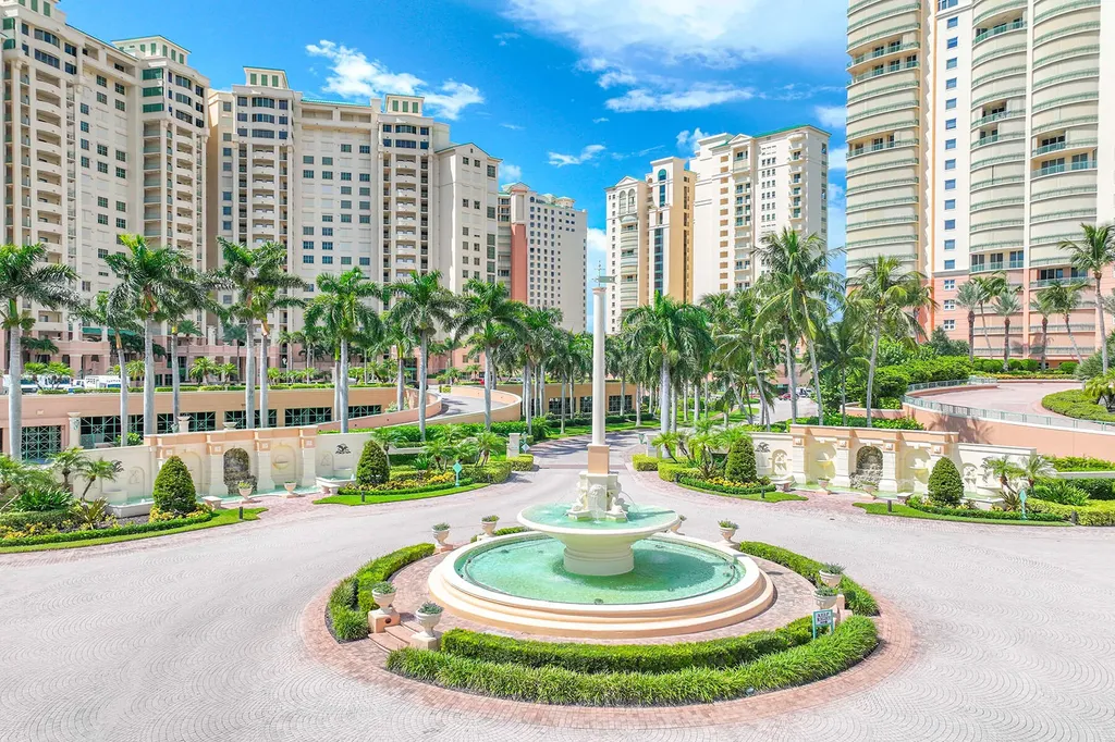 960 Cape Marco Marco Island FL 34145