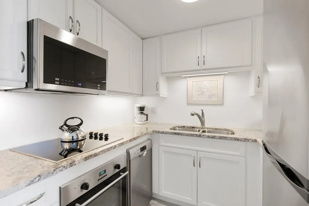 140 Seaview Court Marco Island FL 34145