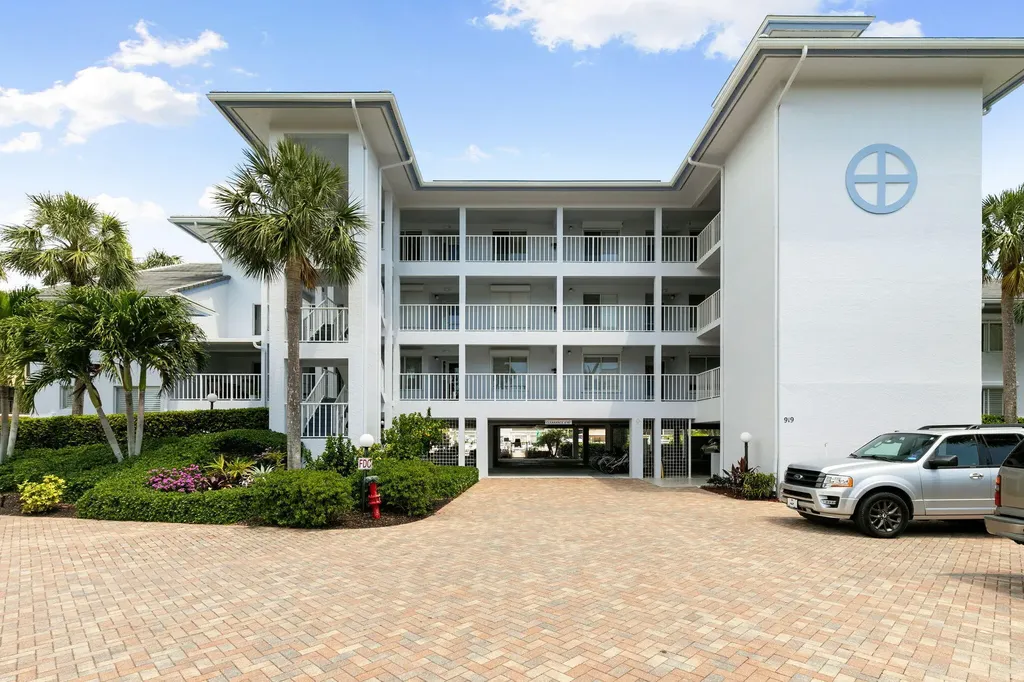 919 Huron Court Marco Island FL 34145