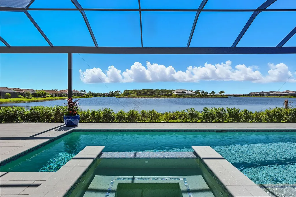 15326 Turin Drive Naples FL 34114