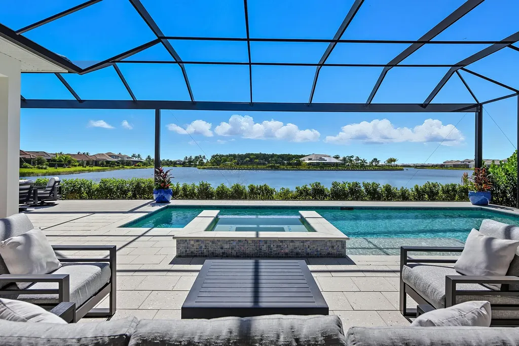 15326 Turin Drive Naples FL 34114