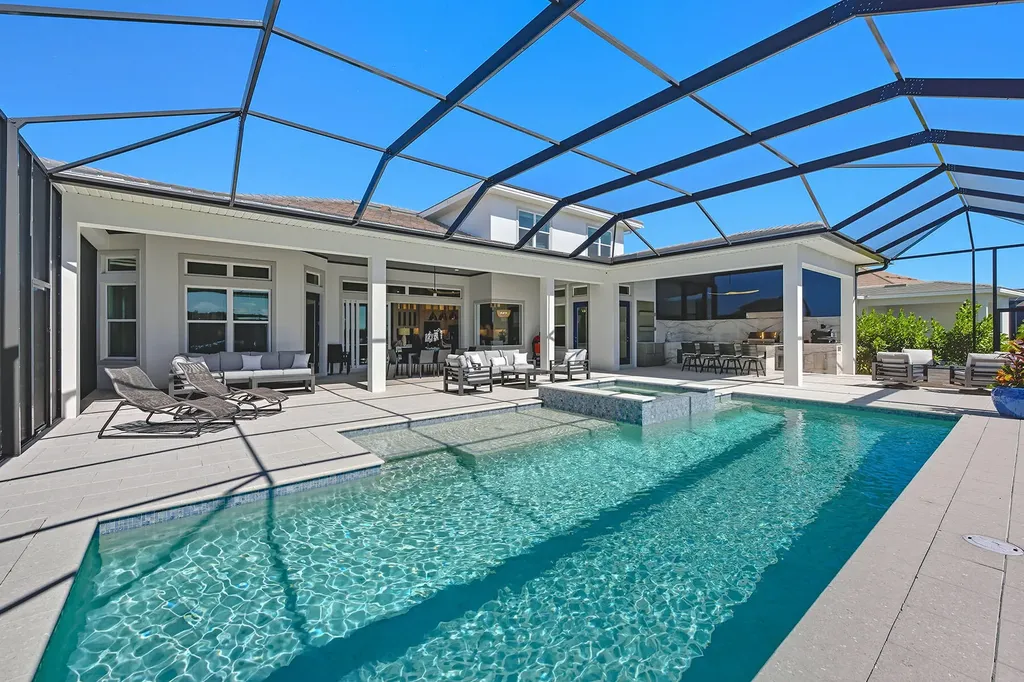 15326 Turin Drive Naples FL 34114