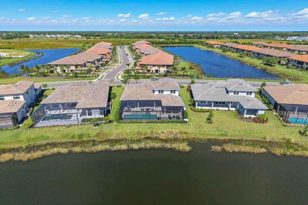 15326 Turin Drive Naples FL 34114