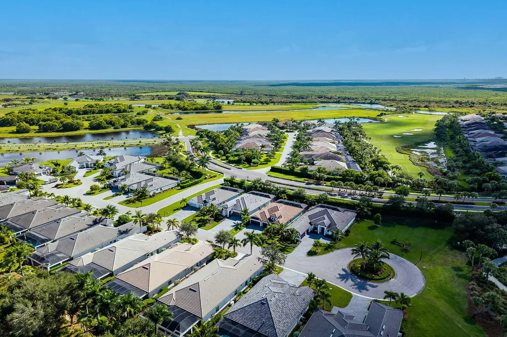 3150 Heather Glen Court Naples FL 34114