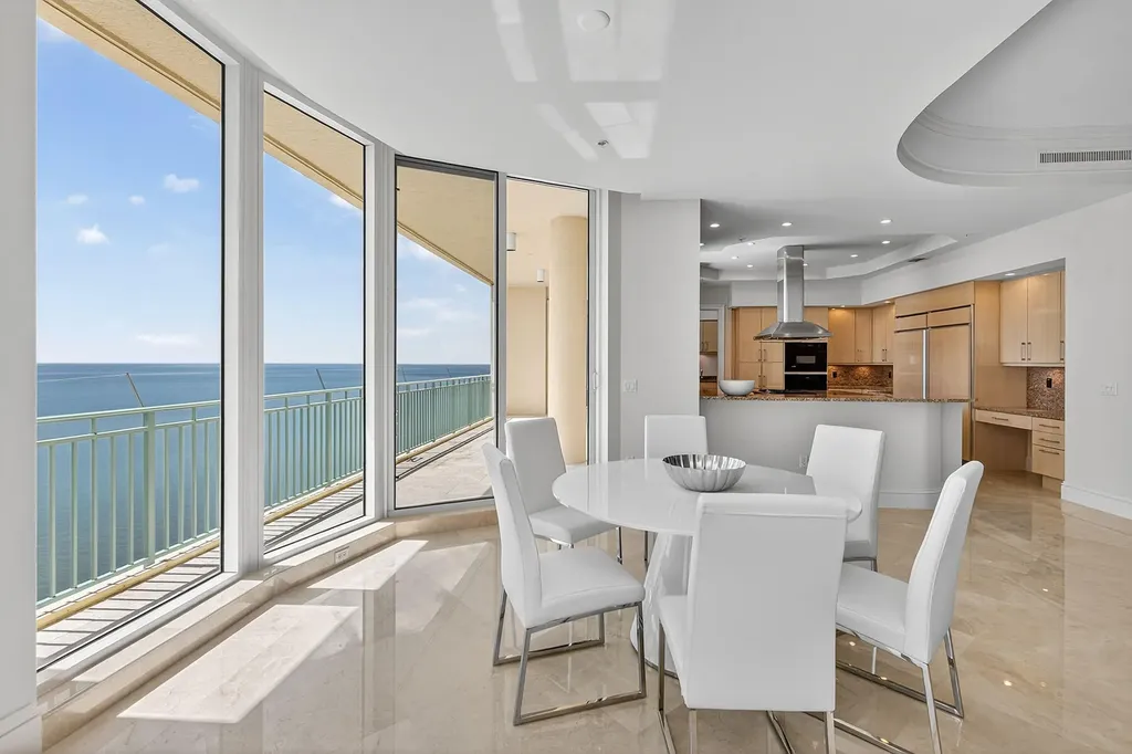 970 Cape Marco Marco Island FL 34145