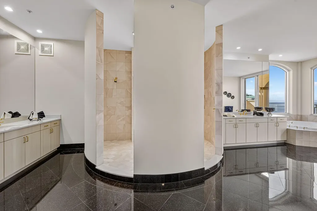 970 Cape Marco Marco Island FL 34145