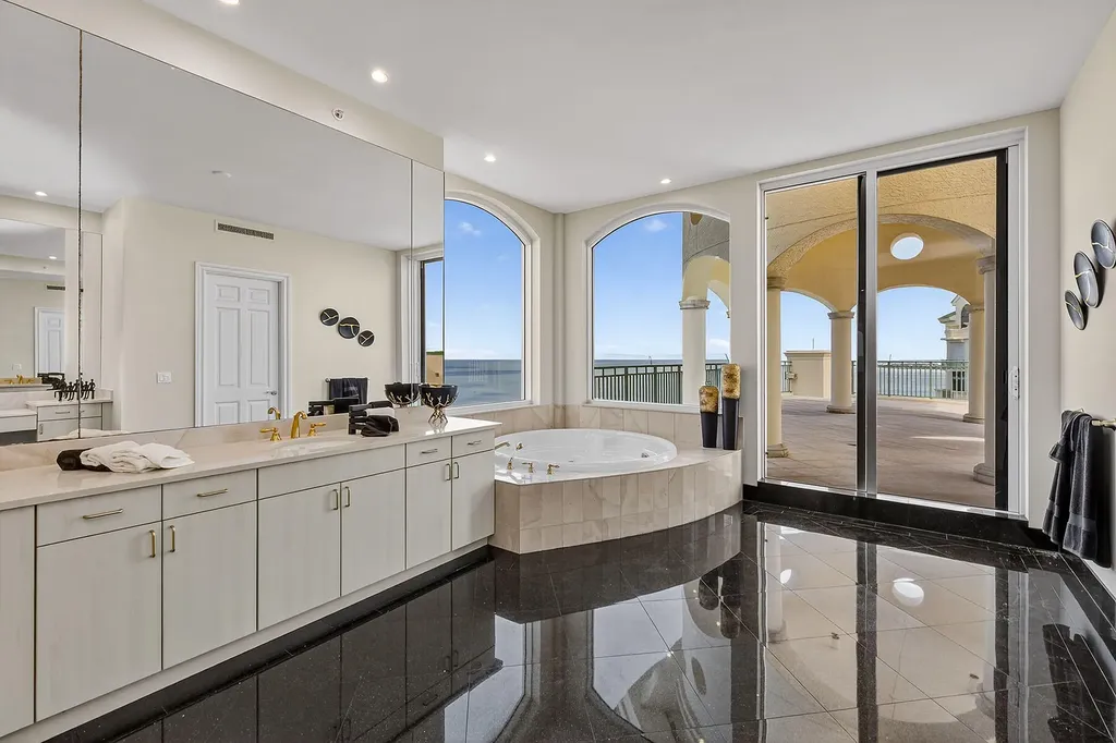 970 Cape Marco Marco Island FL 34145