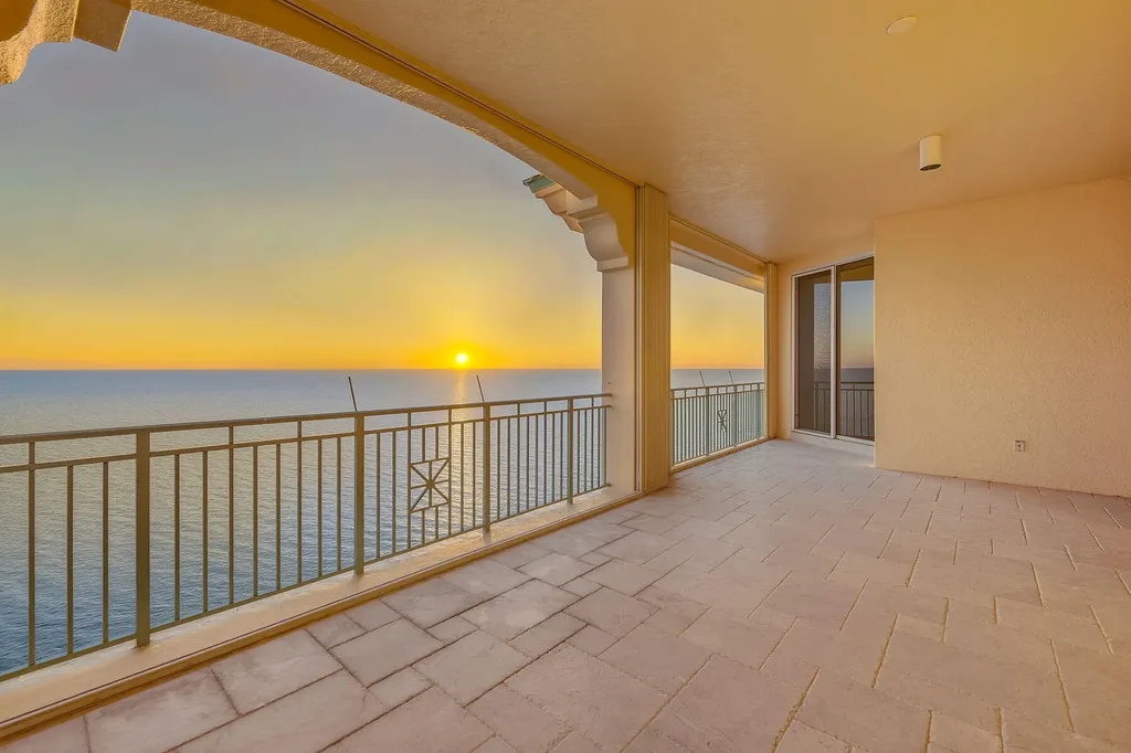 970 Cape Marco Marco Island FL 34145