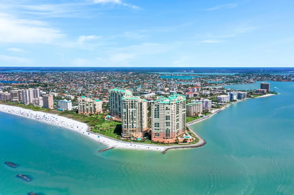 970 Cape Marco Marco Island FL 34145