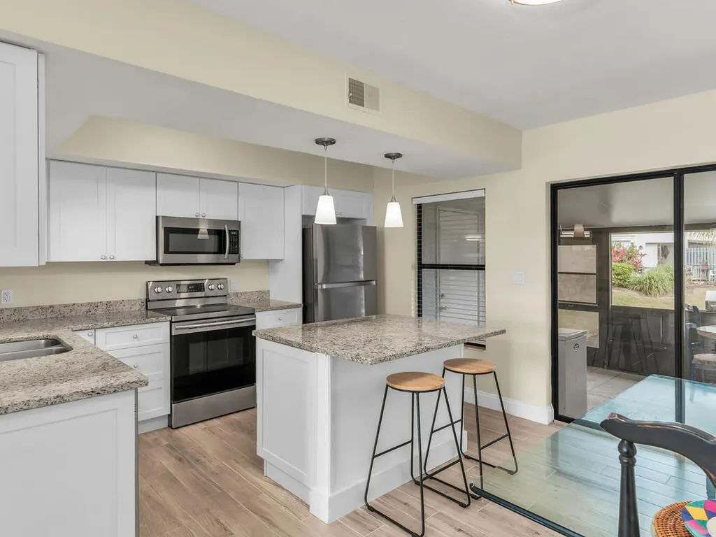 144 Clyburn Way W Marco Island FL 34145